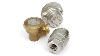 Balanced pressure thermostatic steam traps